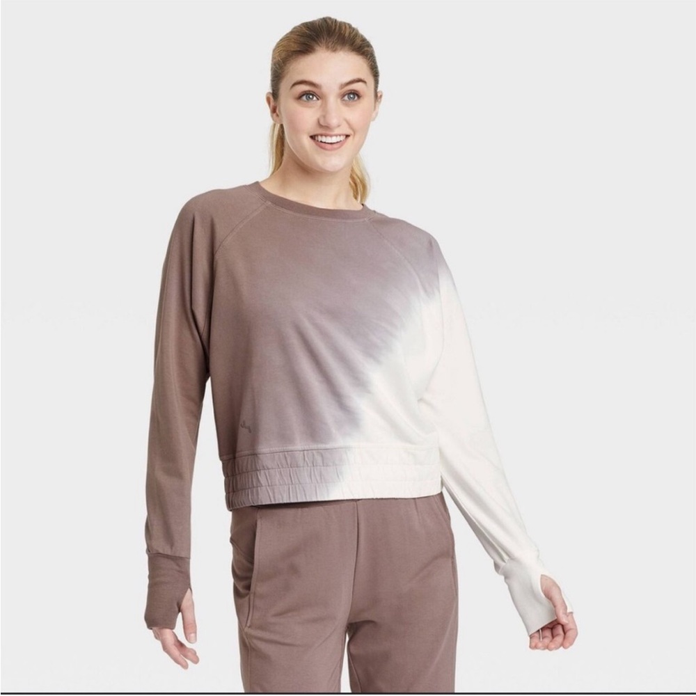 JoyLab ombré dye Crop Sweatshirt Long Sleeve. NWT. Retail 32‎